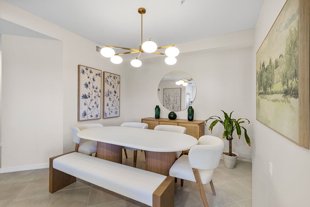 5583_Double_Eagle_4128_Interior_Dining_1