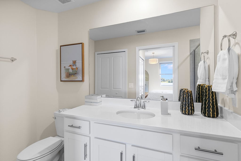 5583_Double_Eagle_4128_Interior_Master_Bathroom_1