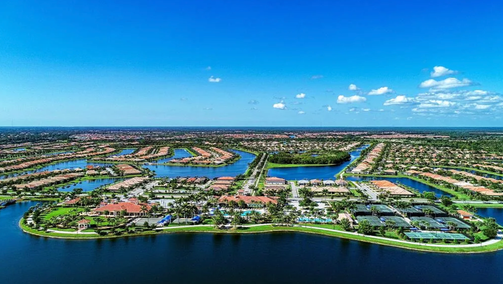 Community_Venice_Island_Walk_1024x579