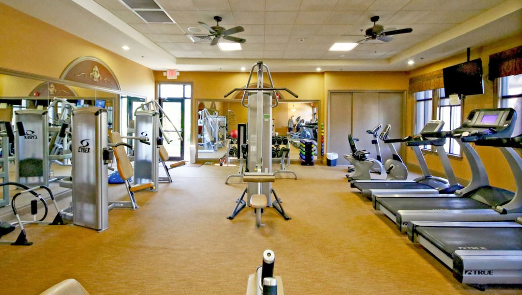 river-strand-amenities-fitness-center-equipment
