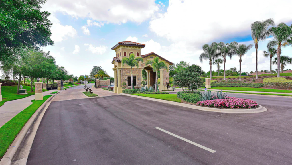 river-strand-amenities-gated-entrance