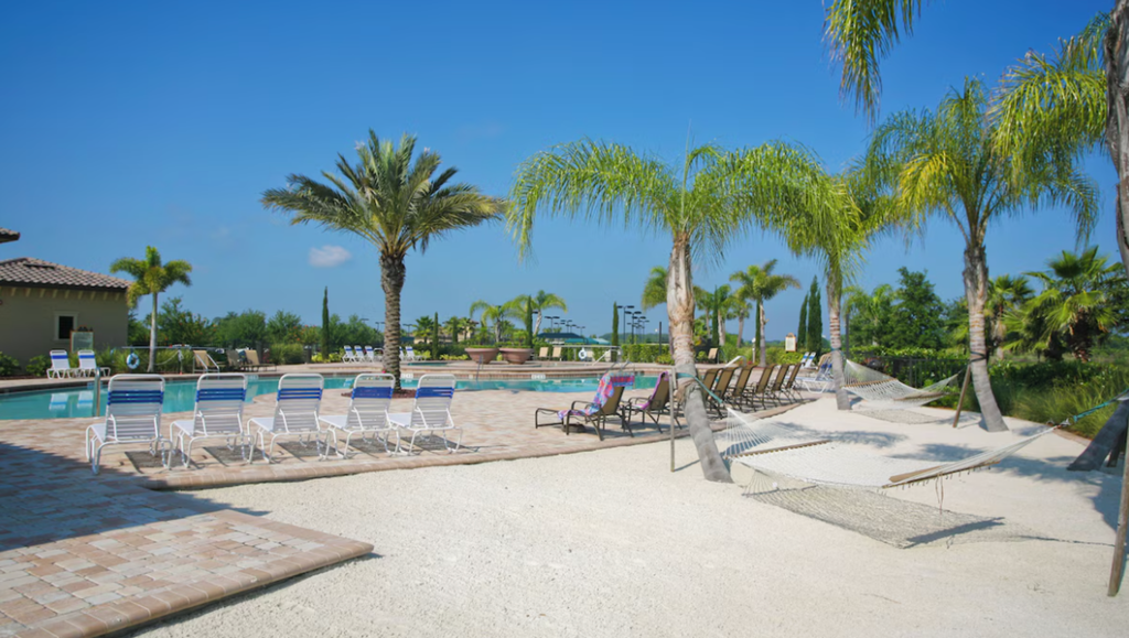 river-strand-amenities-pool-beach