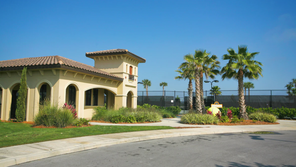 river-strand-amenities-tennis-club-house